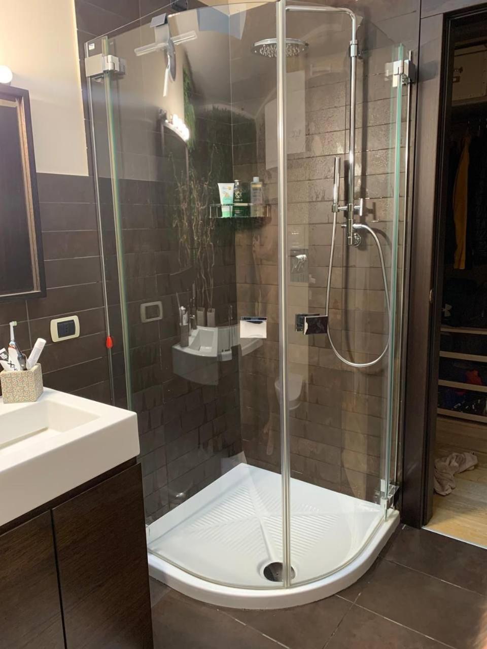 Residenza Taliedo, In Casa Privata, Abitata, Solo Camera Doppia E Bagno Personale Milan Extérieur photo